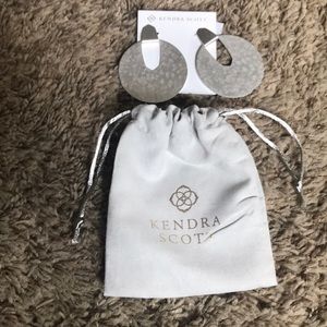Kendra Scott earrings new w tags